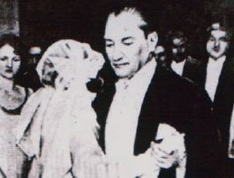 Atatürk anı fotoğrafı