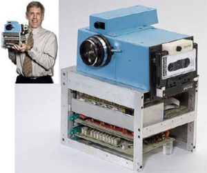 1975 yılında Kodak tarafından yapılan ilk dijital fotoğraf makinesi